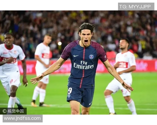 巴黎球迷会主席透露卡瓦尼未回应多次告别请求引发关注