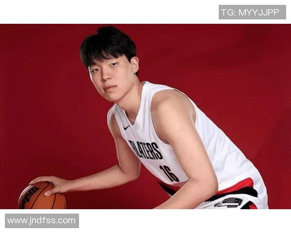 三大中锋占据全部出场机会杨瀚森再度未能上场三名双向球员却获得机会