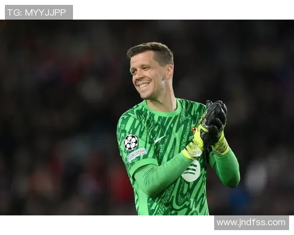 母亲透露什琴斯尼曾考虑退役但因巴萨的邀请而重燃斗志现已感到快乐