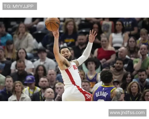 火箭与爵士激战最后3分钟罚球22次耗时22分钟引发球迷热议