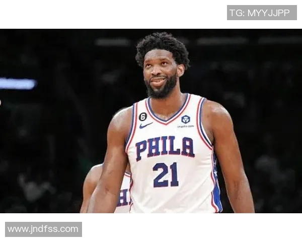 恩比德半场表现抢眼砍下23分8篮板完美罚球9中9助球队领先