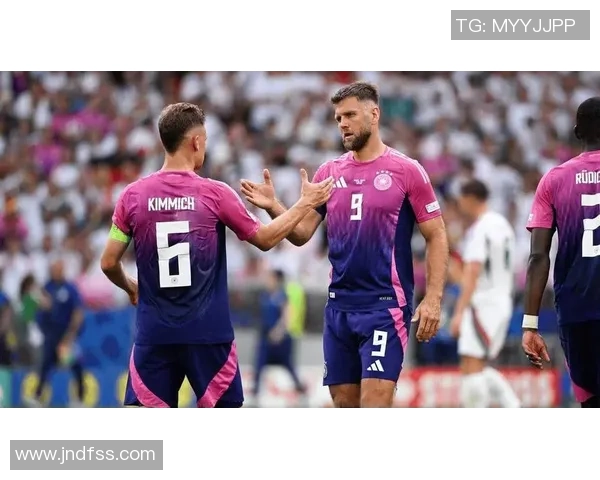 西汉姆瞄准罗马前锋多夫比克计划替代转会米兰的菲尔克鲁格 西汉姆瞄准罗马前锋多夫比克计划替代转会米兰的菲尔克鲁格