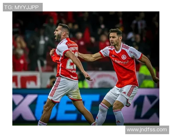 克鲁塞罗中卫布鲁诺入选巴西国家队引发热议上轮联赛刚染红遭争议