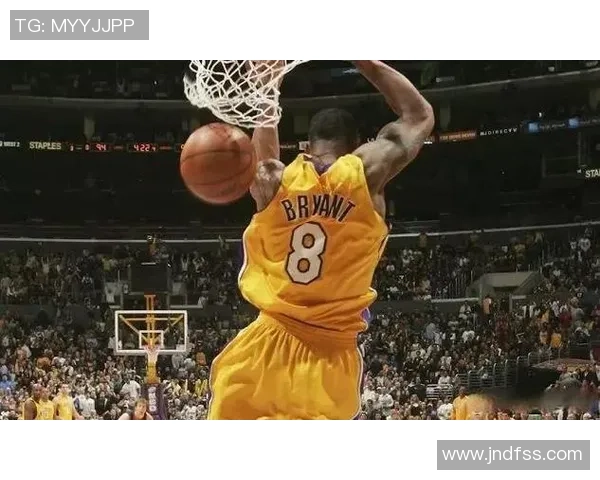 马克威廉姆斯近期表现惊艳场均15分10篮板命中率超六成引发热议 马克威廉姆斯近期表现惊艳场均15分10篮板命中率超六成引发热议