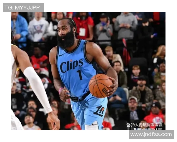 快船其他球员三分球表现惨淡仅命中一球莱昂纳德哈登科林斯缺阵影响显著 快船其他球员三分球表现惨淡仅命中一球莱昂纳德哈登科林斯缺阵影响显著